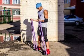 详解牵制出局的心理战投手与跑垒员的目光对峙